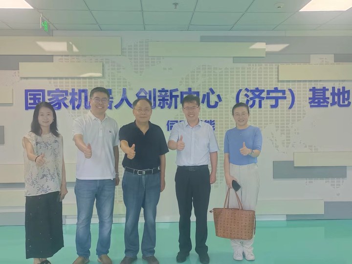 濟(jì)寧市領(lǐng)導(dǎo)一行深入中科伺易，共探智能制造新篇章